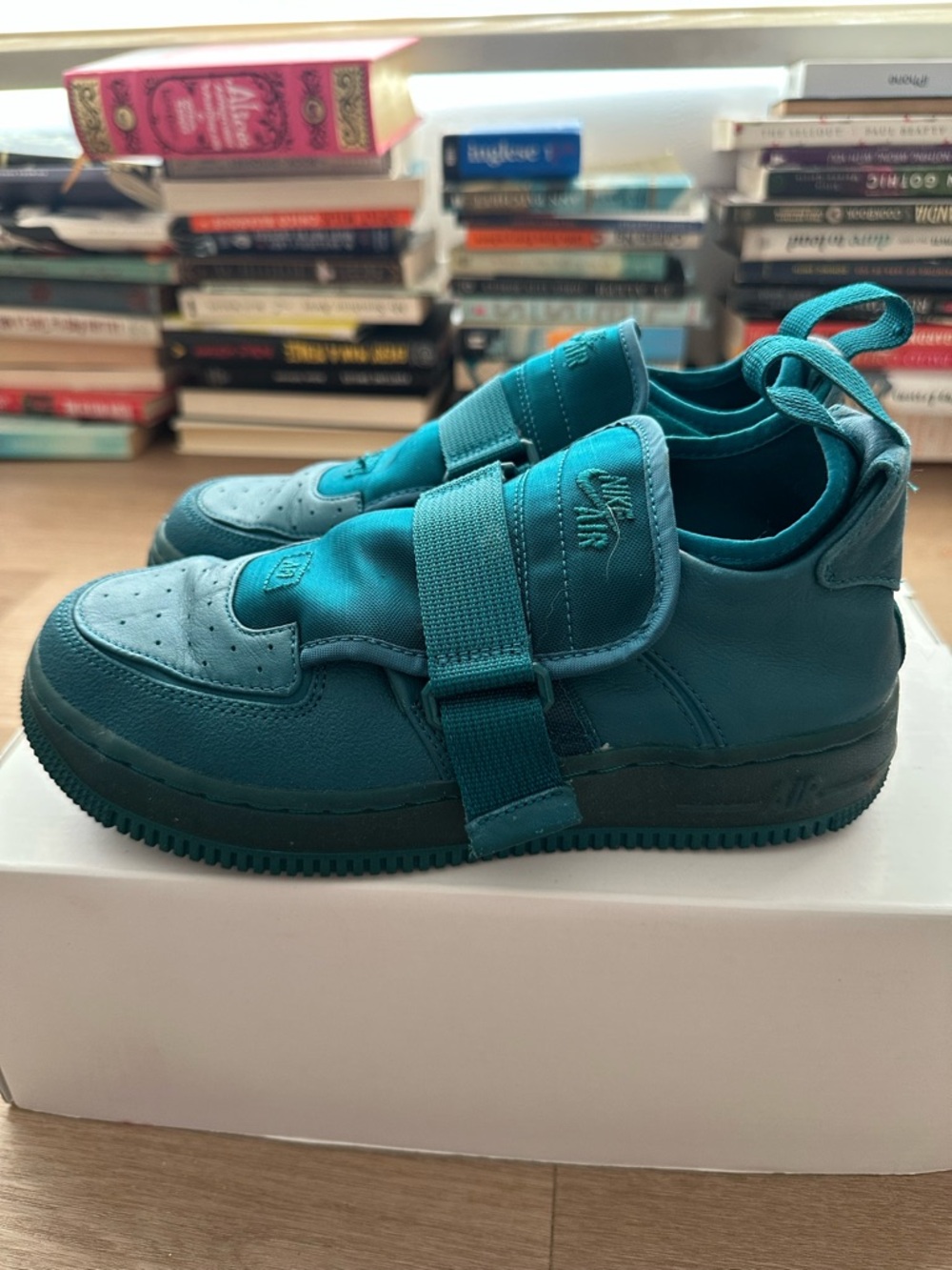 Nike women’s Teal Air Strap Sneakers